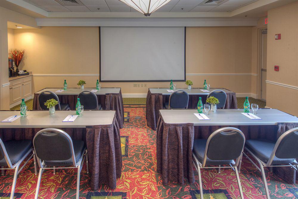 Hilton Garden Inn Norwalk Business bild